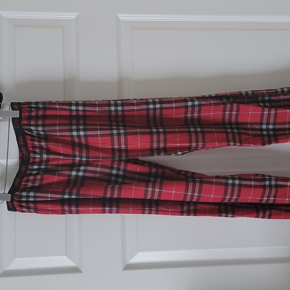 Calvin Klein Boys Red Plaid Pajama Pants Size Large 10/12